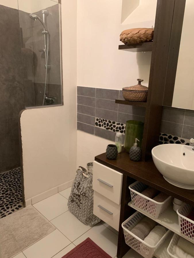 Charmant Logement A Vierzon Centre Ngoại thất bức ảnh